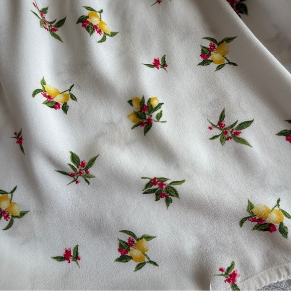 Soprano White Lemon Floral Off-Shoulder Blouse Size M - Picture 4 of 9